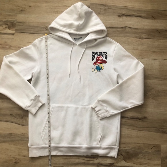 Smurf’s White Hoodie - Picture 5 of 7